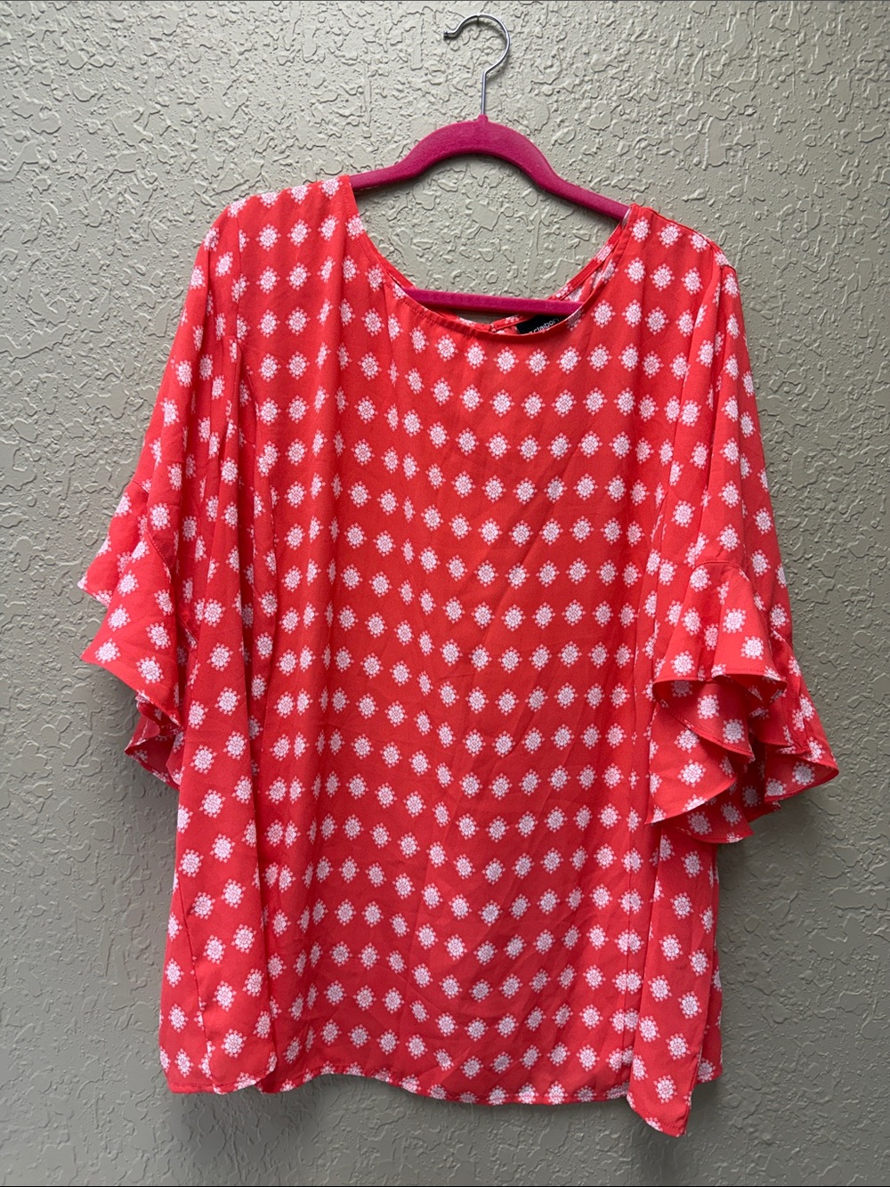 Liz Claiborne Women's 3X Coral Pink Floral-Print Ruffle Sleeve Tunic Top